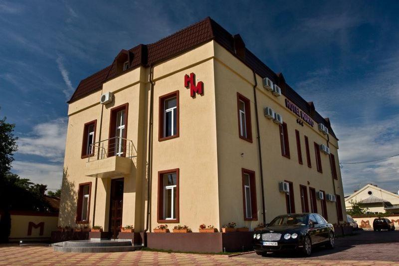 Hotel Maryo Ploiesti Exterior photo