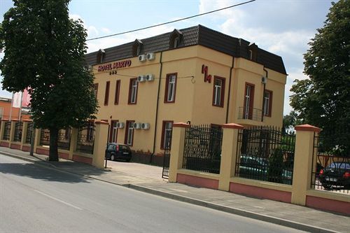 Hotel Maryo Ploiesti Exterior photo
